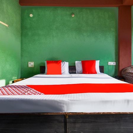 Oyo Flagship Vibes Hotel Nālāgarh Eksteriør billede