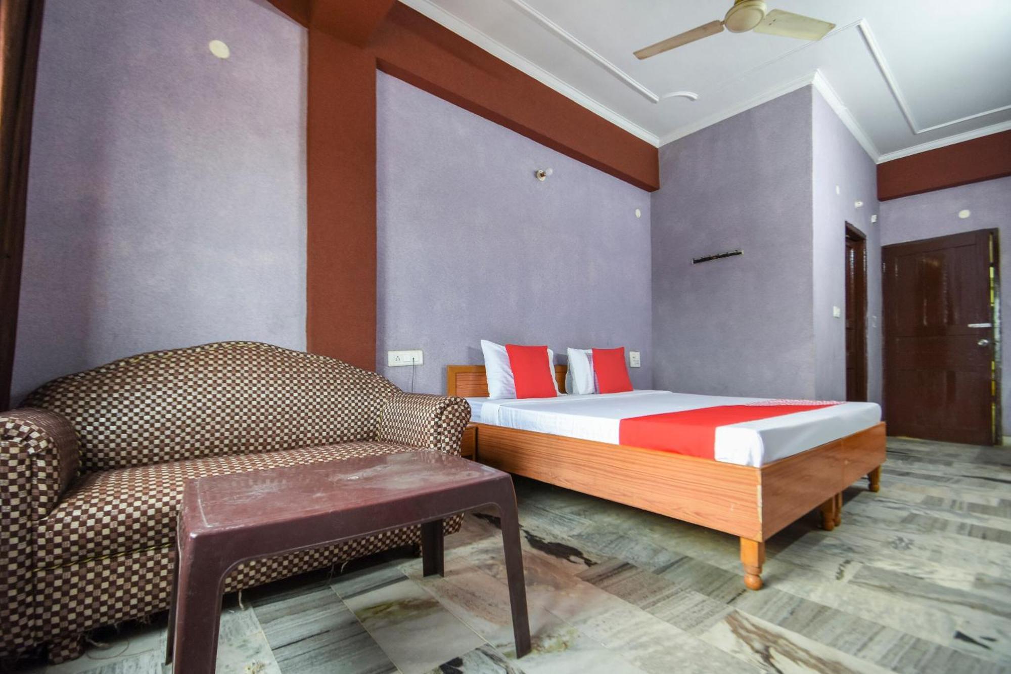 Oyo Flagship Vibes Hotel Nālāgarh Eksteriør billede