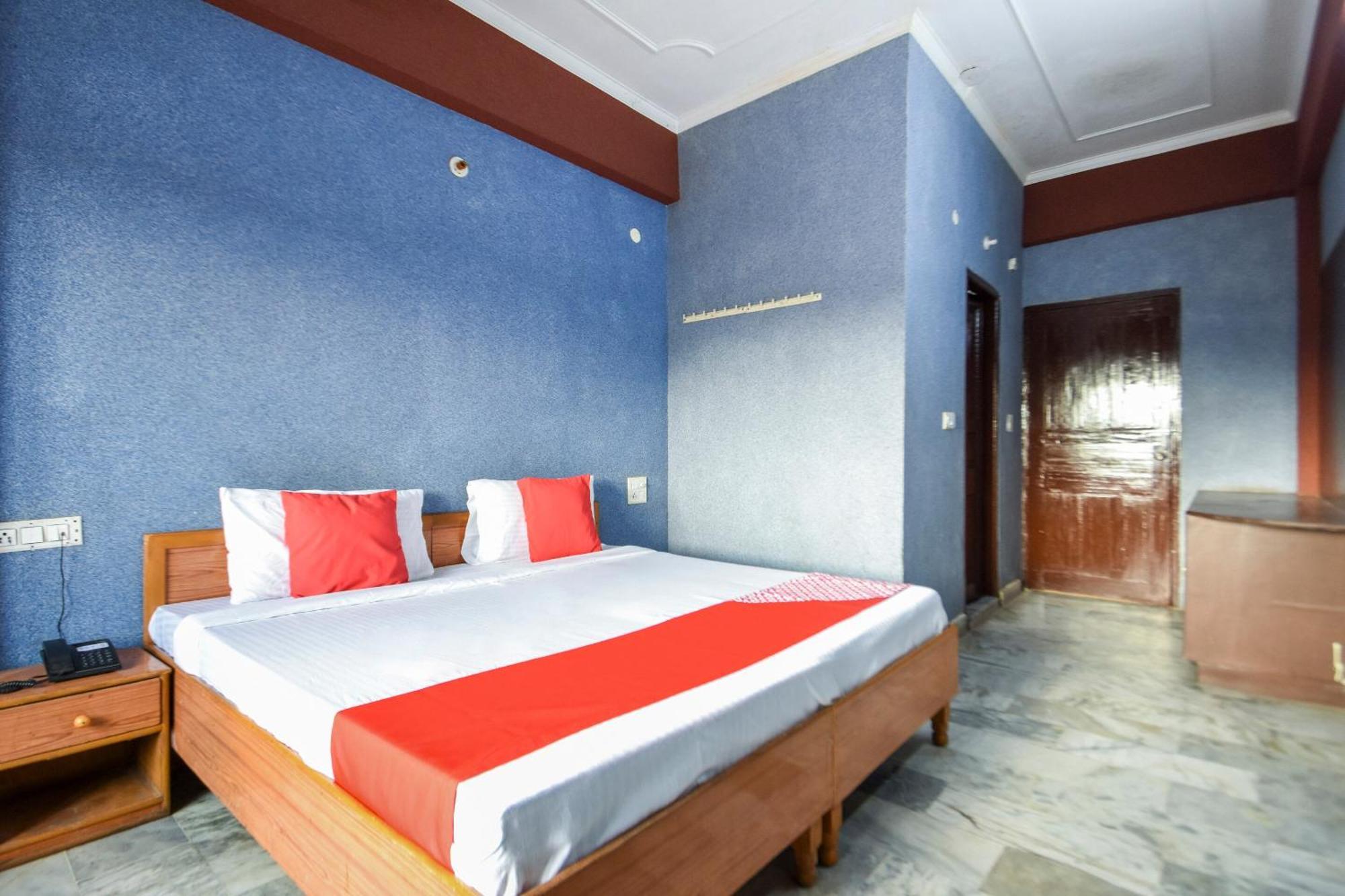 Oyo Flagship Vibes Hotel Nālāgarh Eksteriør billede